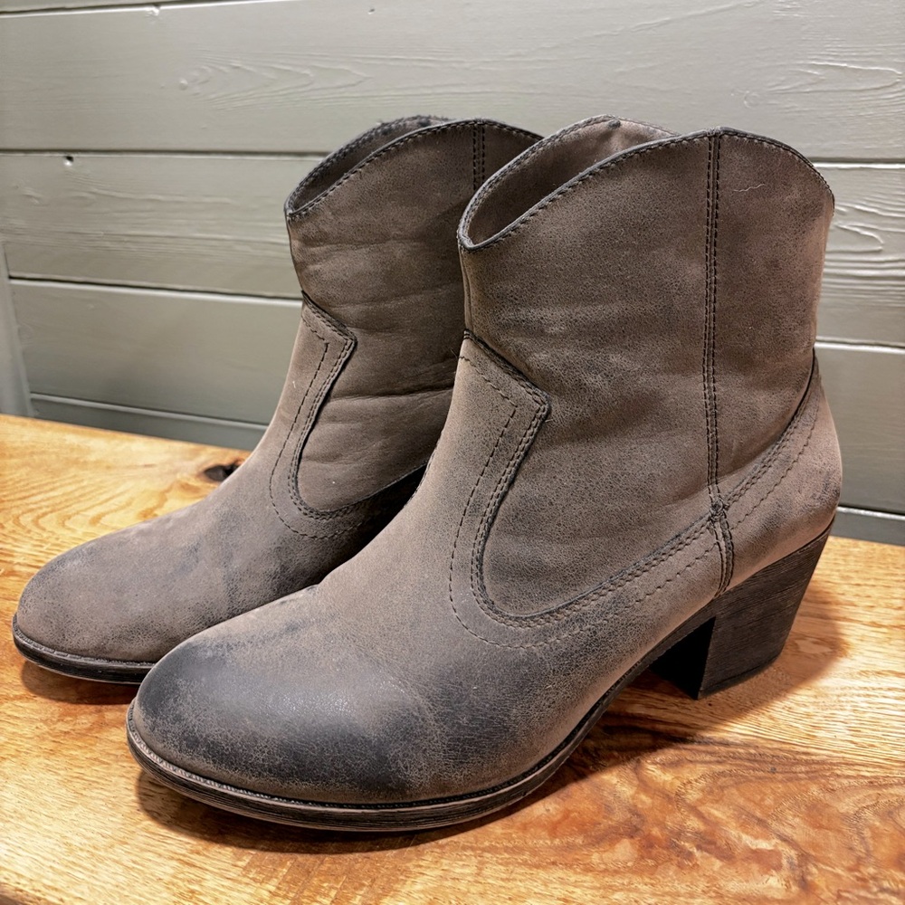 Rocket Dog Rustic Brown Ankle Booties with Stacked Heel